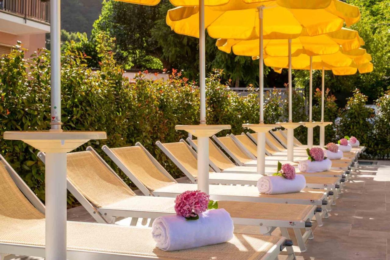 Hotel Riviera Deiva Marina Bagian luar foto