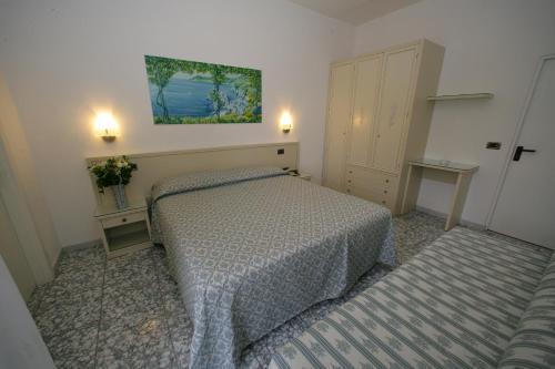 Hotel Riviera Deiva Marina Bagian luar foto